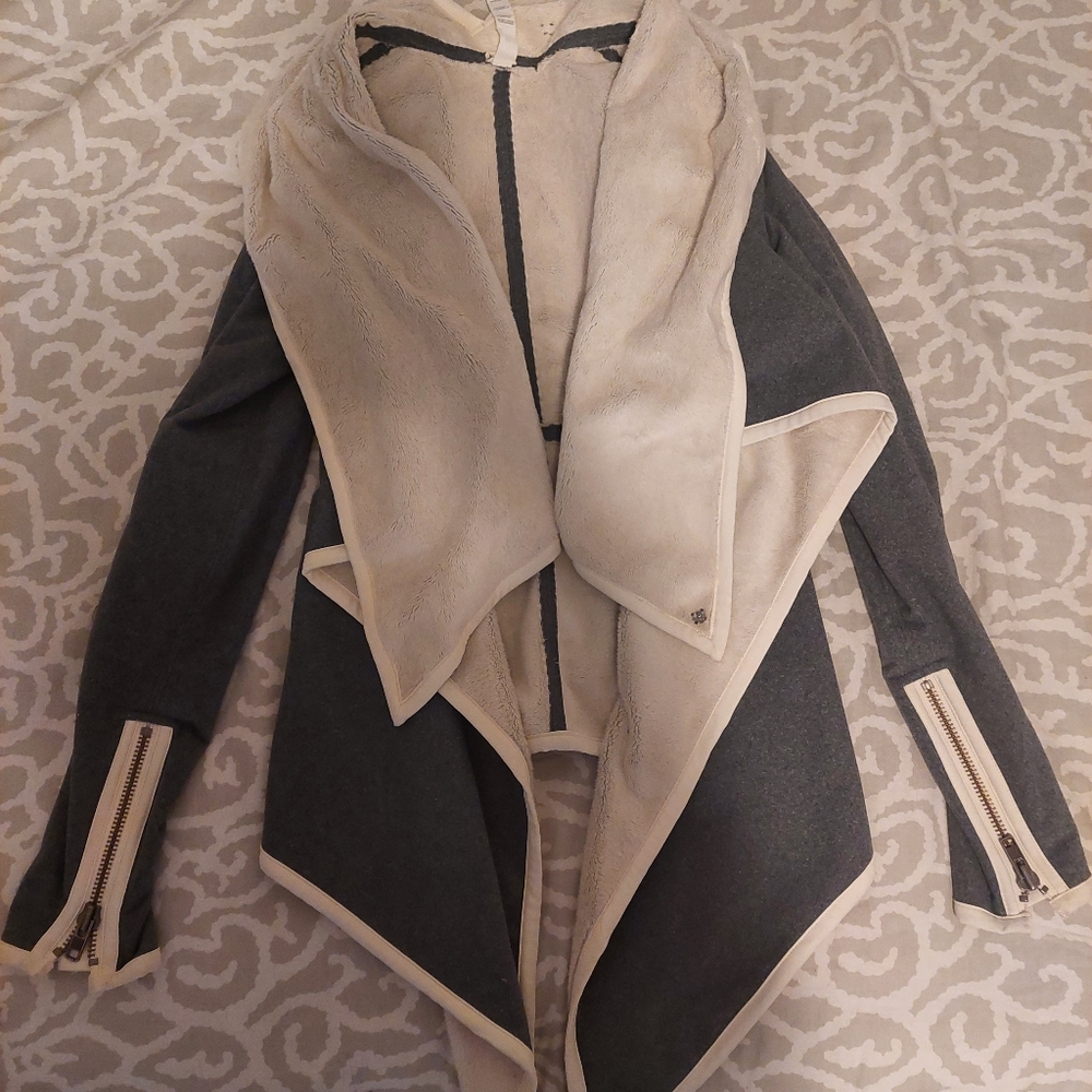 Lululemon Gray w/ white faux fur lined Cardigan